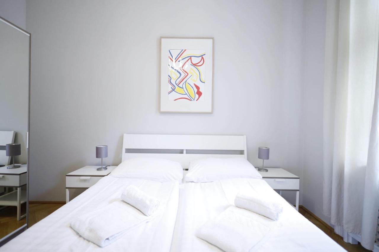 Heymi Karlsplatz Apartment Vienna